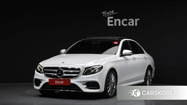 Mercedes-Benz E-Class W213 2019 Белый из Кореи