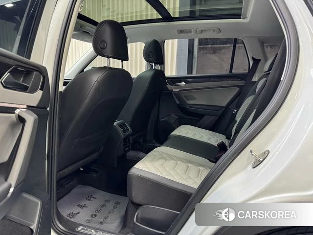 Volkswagen Tanyue 2023 Белый из Китая