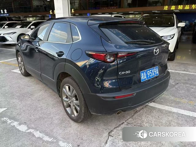 Mazda CX-30 2022 Черный из Китая