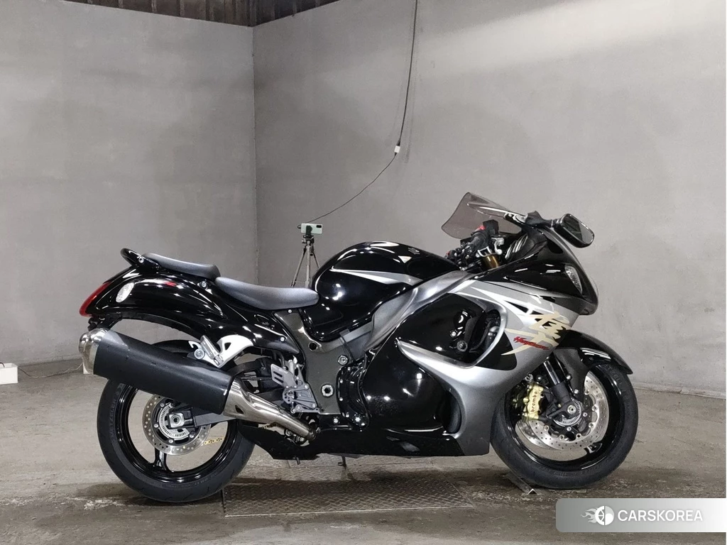 Проданный Suzuki GSX1300R HAYABUSA 2018 из Японии