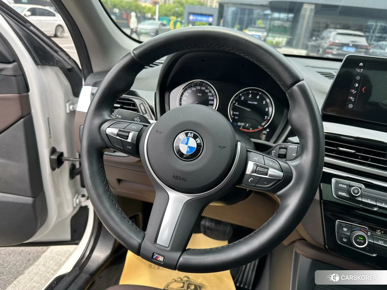 BMW X1 2021 Белый из Китая