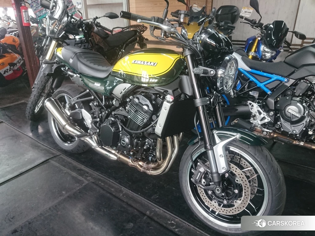 Проданный Kawasaki Z900RS 2024 из Японии