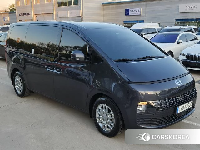 Hyundai Staria 2023 Серый из Кореи