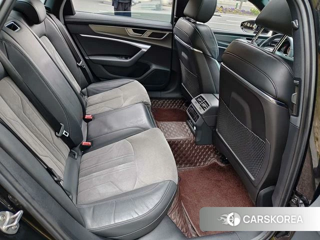 Audi A6L 2024 Черный из Китая