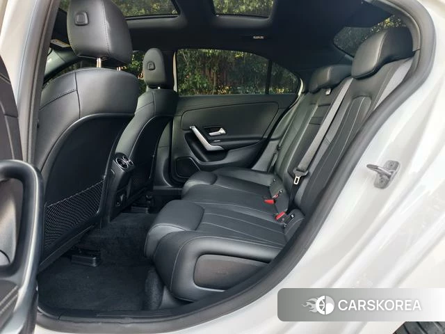 Mercedes-Benz Class A 2025 Белый из Китая