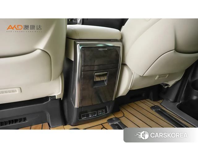 Toyota Wilfa 2023 Белый из Китая
