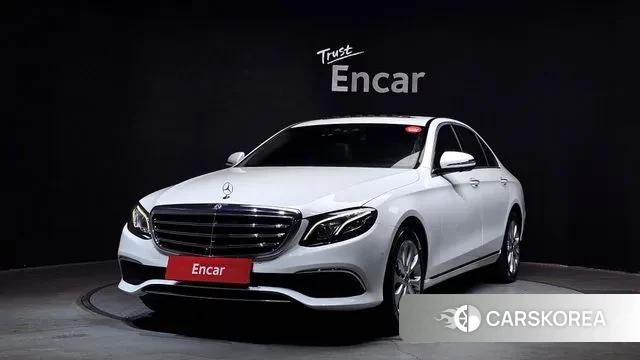 Mercedes-Benz E-Class W213 2020 Белый из Кореи