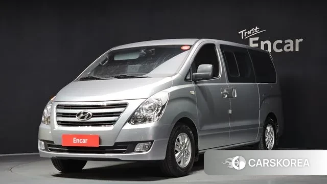 Hyundai Grand Starex 2018 Серебряный из Кореи