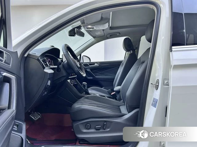 Volkswagen Tiguan L 2022 Белый из Китая
