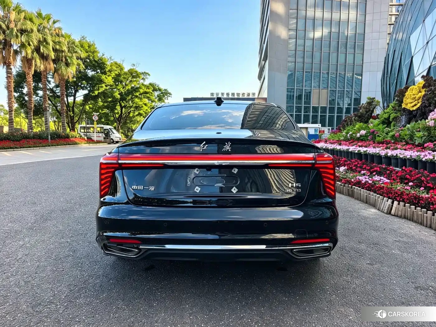 Red flag Hongqi H5 2024 Черный из Китая