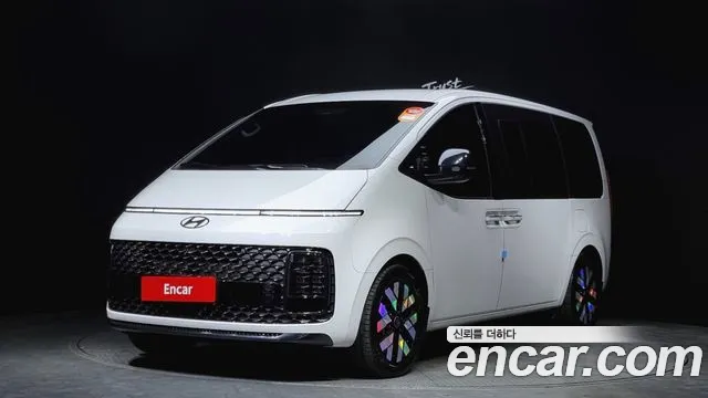 Hyundai Staria 2024 Белый из Кореи