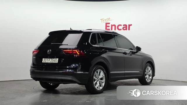 Volkswagen Tiguan second Generation 2018 Черный из Кореи