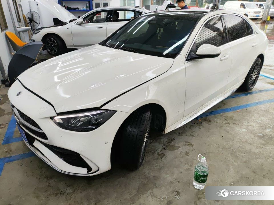Mercedes-Benz Class C 2023 Белый из Китая