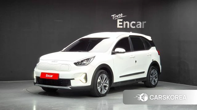Kia Niro Plus 2022 Белый из Кореи