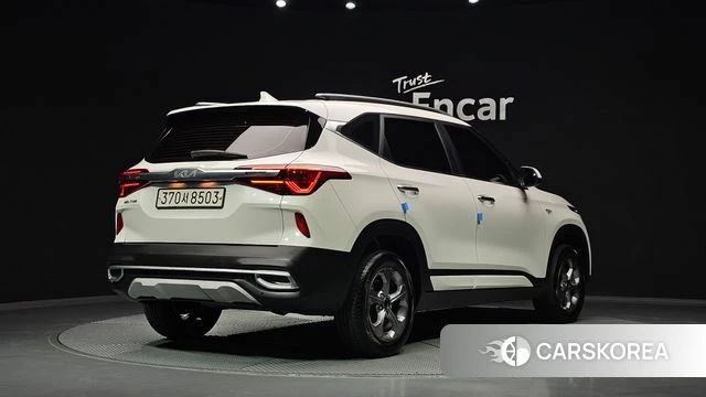 Kia Seltos 2021 Белый из Кореи