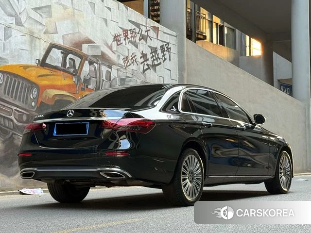 Mercedes-Benz E-class 2023 Черный из Китая