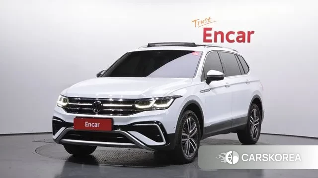 Volkswagen Tiguan Allspace 2023 Белый из Кореи