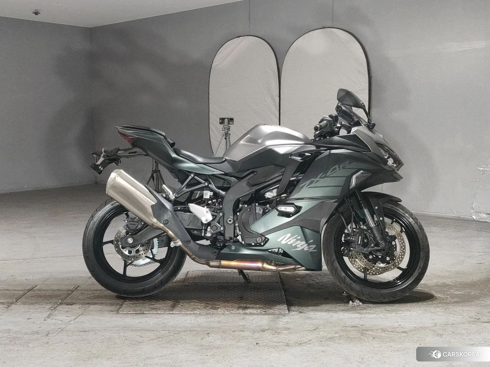OTHER NINJA ZX-4R SE 2025 из Японии