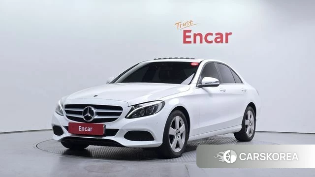 Mercedes-Benz C-Class W205 2018 Белый из Кореи