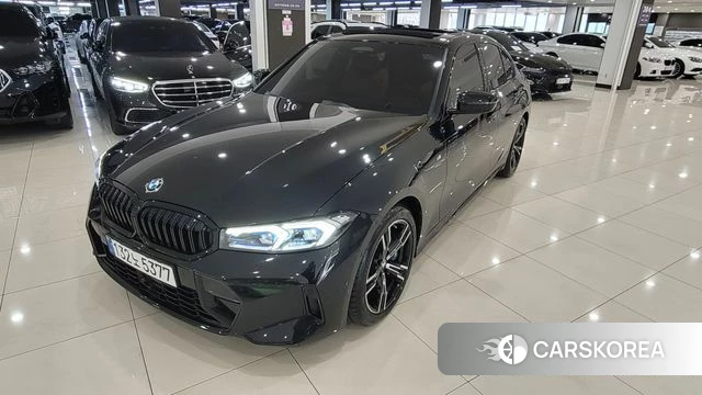 BMW 3 Series (G20) 2023 Черный из Кореи