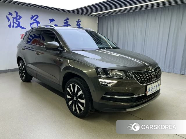 Skoda Krok 2019 Темно-серый из Китая