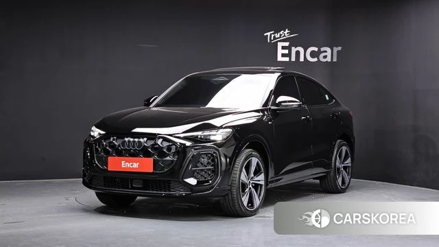 Audi Q5 (80A) 2025 Черный из Кореи