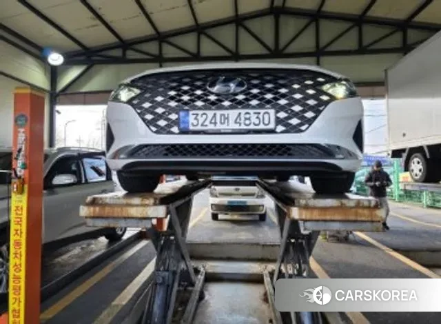 Hyundai The New Grandeur IG Hybrid 2020 Белый из Кореи