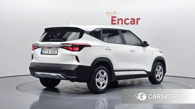 Kia Seltos 2021 Белый из Кореи
