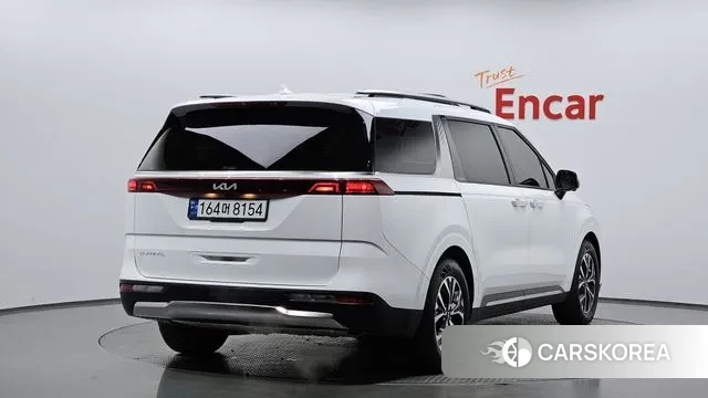 Kia Carnival 4th generation 2023 Белый из Кореи
