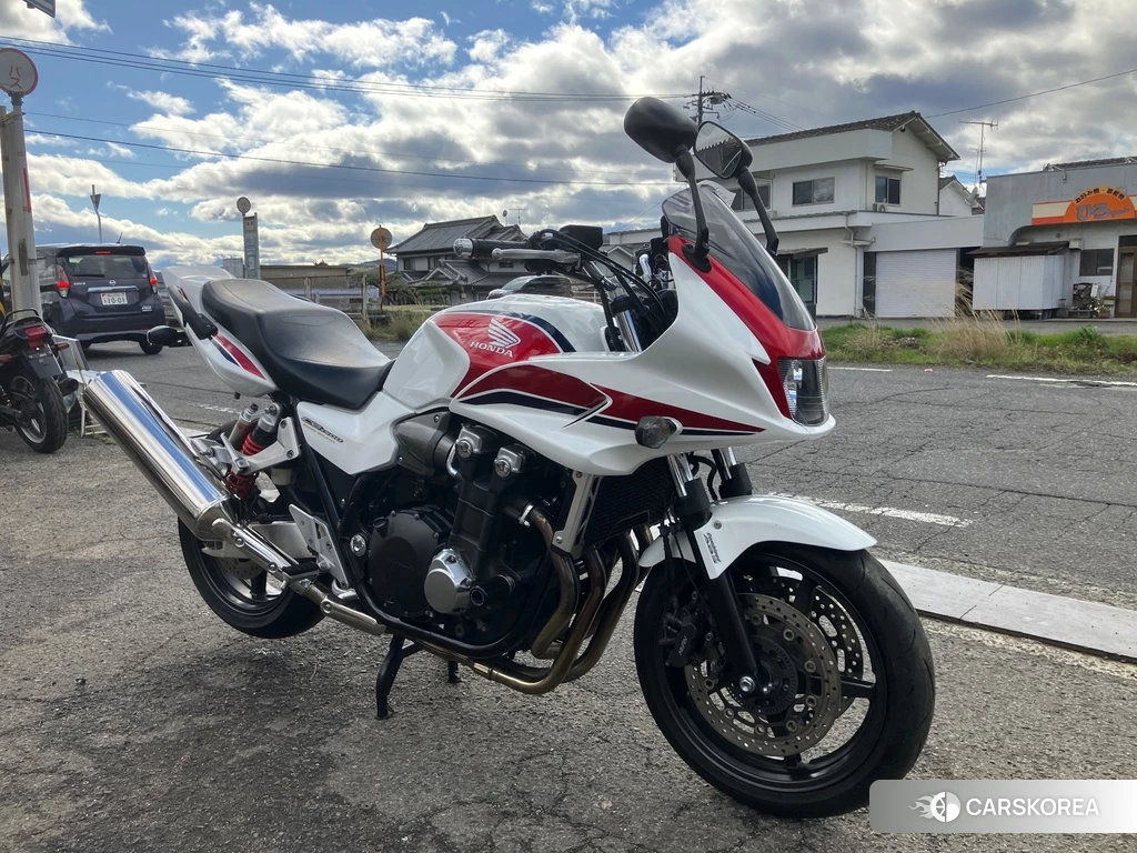 Проданный Honda CB1300SF BOLDOR ABS 2010 из Японии, фото 2