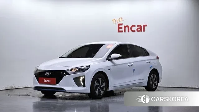 Hyundai Ionic Hybrid 2018 Белый из Кореи