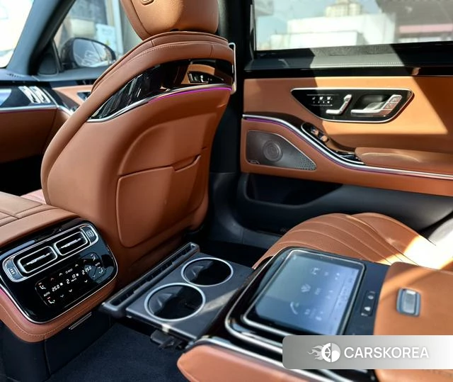 Mercedes-Benz S-class 2023 Черный из Китая