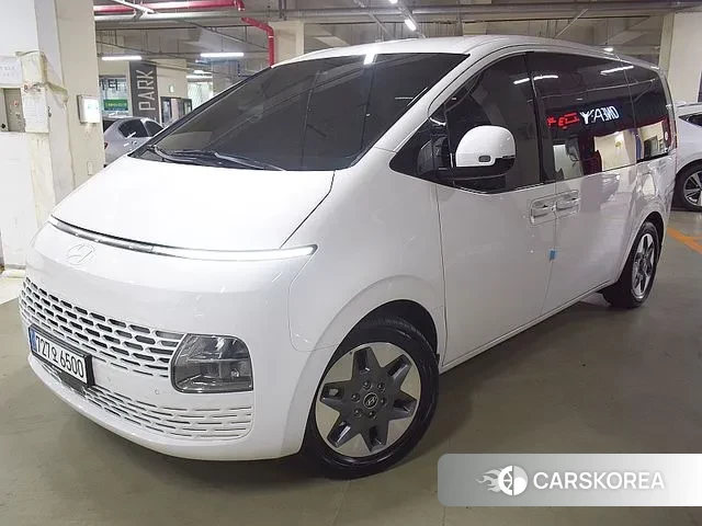 Hyundai Staria 2025 Белый из Кореи