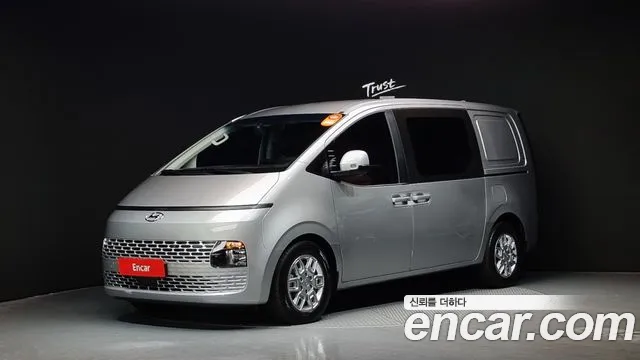 Hyundai Staria 2024 Серебряный из Кореи