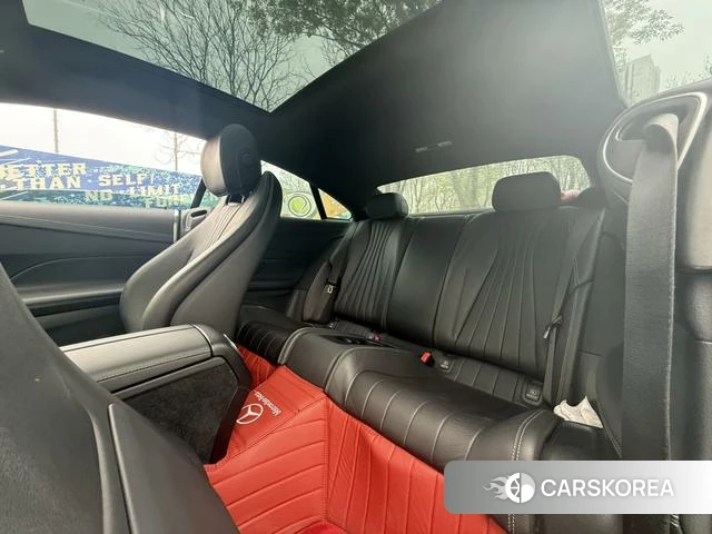 Mercedes-Benz E-class (imported) 2021 Белый из Китая