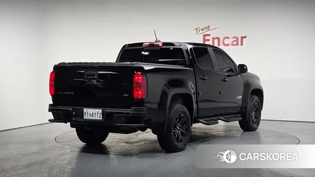 Chevrolet (GM Daewoo) Real New Colorado 2022 Черный из Кореи