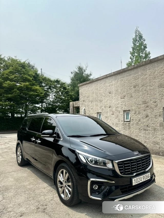 Kia The New Carnival 2019 Черный из Кореи