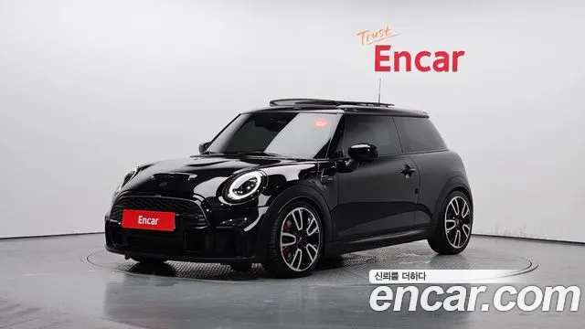 Mini Cooper S 2023 Черный из Кореи