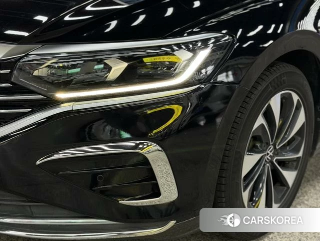 Volkswagen Passat 2022 Черный из Китая