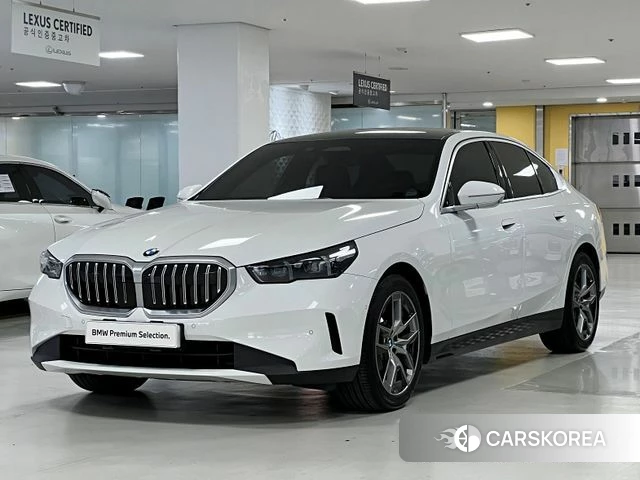 BMW 5 Series (G60) 2024 Белый из Кореи