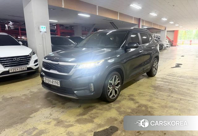 Kia Seltos 2020 Серый из Кореи