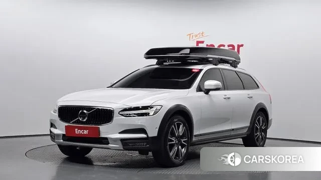 Volvo V90 Cross-Country 2018 Белый из Кореи