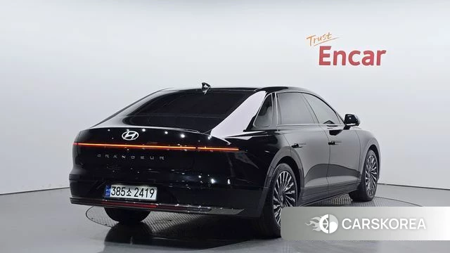 Hyundai Grandeur Hybrid (GN7) 2023 Черный из Кореи