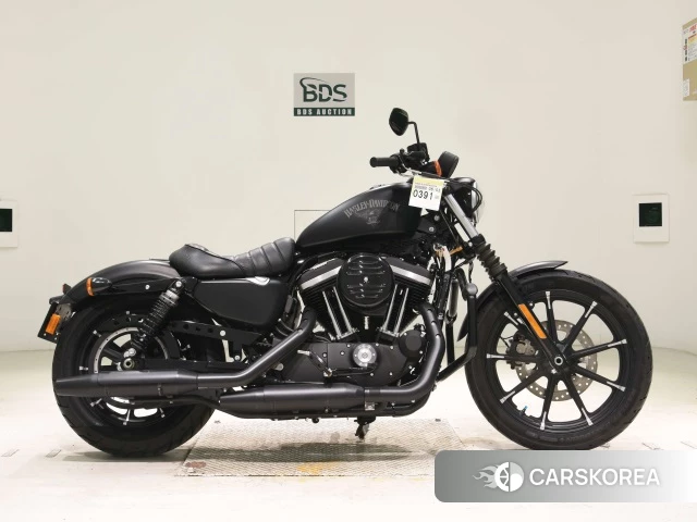 Harley-Davidson Sportster XL883N 2017 из Японии, фото 4