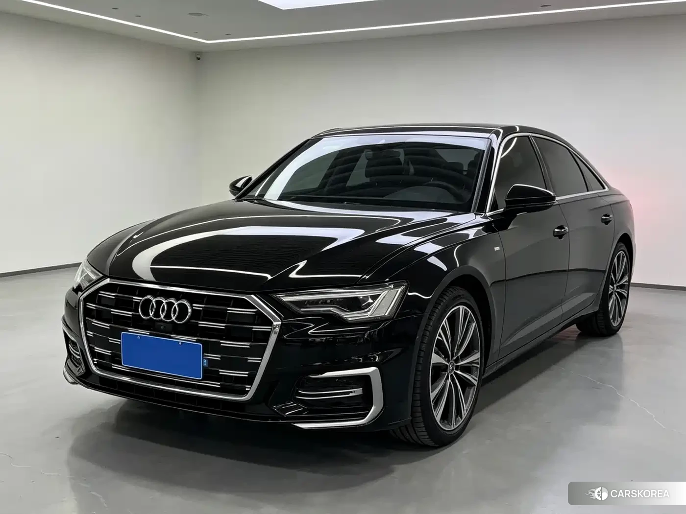 Audi A6L 2025 Черный из Китая, фото 2