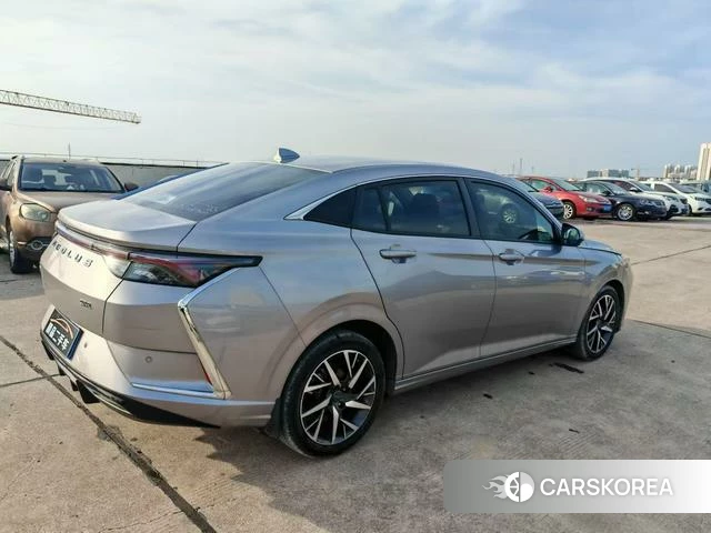 Dongfeng Fengshen Yi Hyun 2020 Темно-серый из Китая