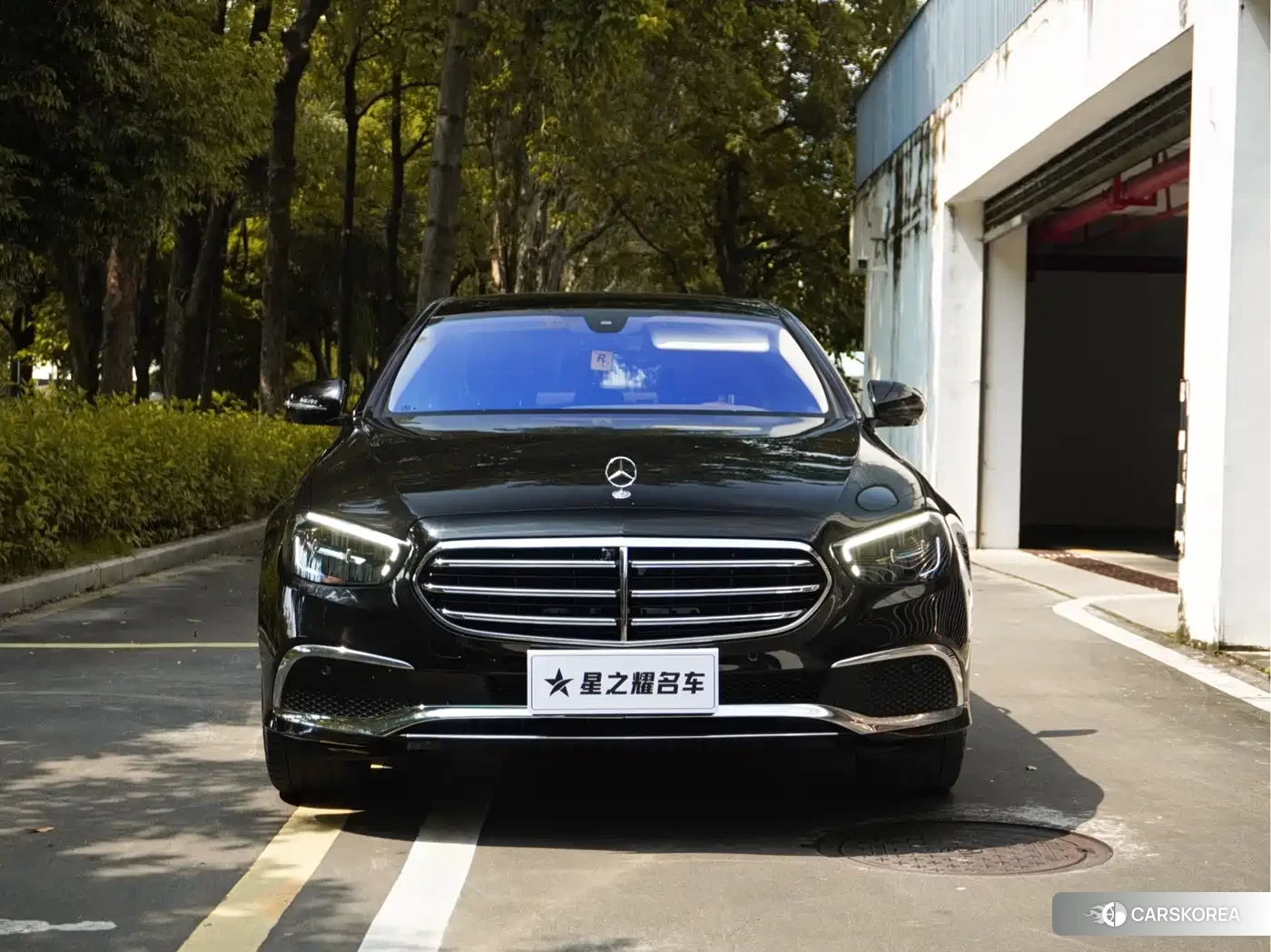 Mercedes-Benz E-Class 2021 Черный из Китая