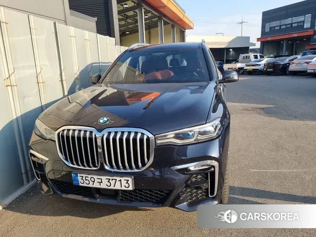 BMW X7 (G07) 2022 Черный из Кореи