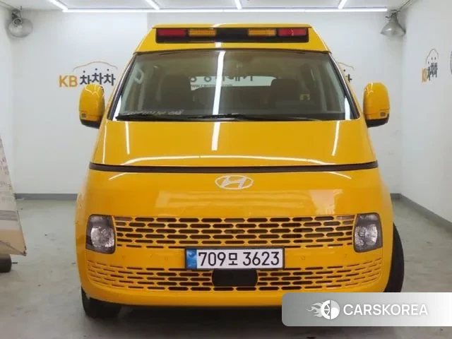 Hyundai Staria 2025 Желтый из Кореи