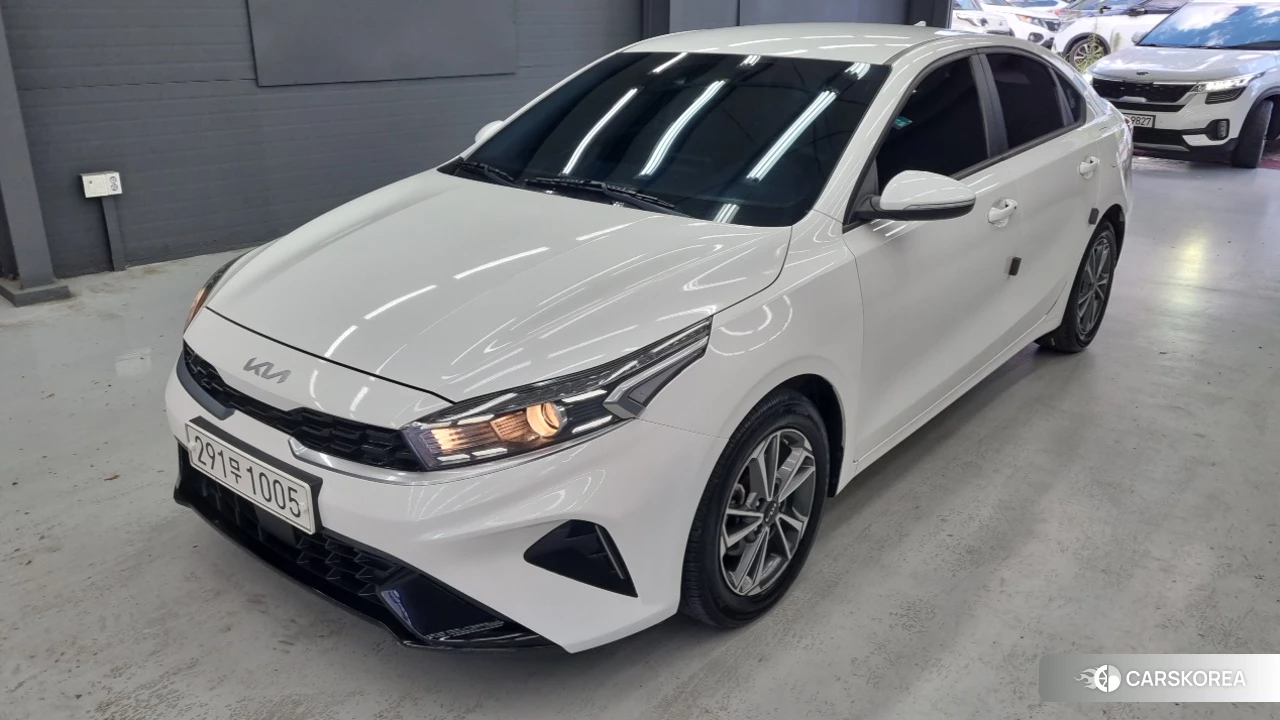 Kia The New K3 2nd generation 2021 Белый из Кореи